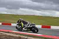 cadwell-no-limits-trackday;cadwell-park;cadwell-park-photographs;cadwell-trackday-photographs;enduro-digital-images;event-digital-images;eventdigitalimages;navarra;no-limits-trackdays;peter-wileman-photography;racing-digital-images;trackday-digital-images;trackday-photos